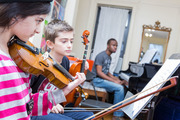 Violin Classes Near Me For Adults- 7 Notes Yamaha Music School